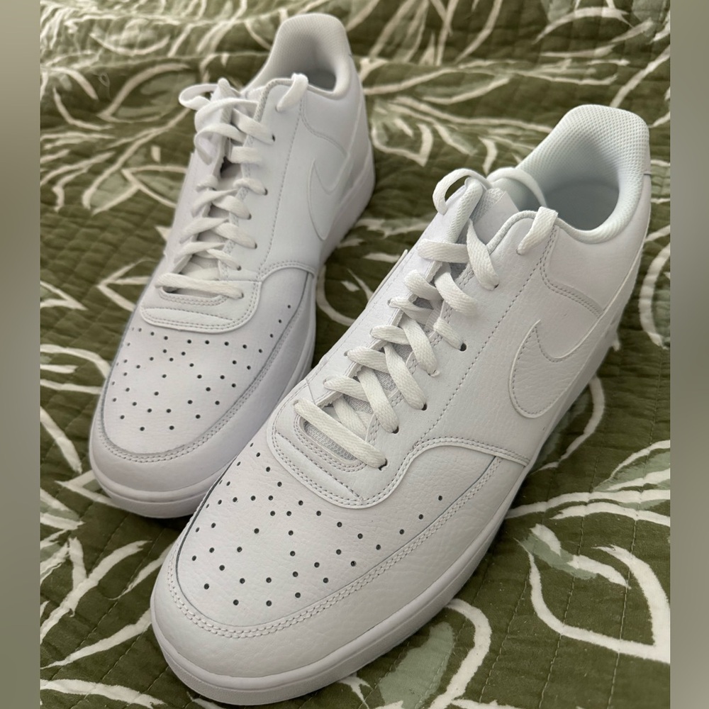 Nike Air Court Vision Low